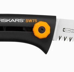 Fiskars Xtract SW75 dārza zāģis
