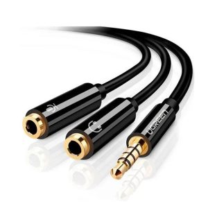 Adapteris Ugreen 3.5 mm - 2 x 3.5 mm 3.5mm Vīrietis, 2x3.5mm Sieviete, 0.2 m, melna krās.