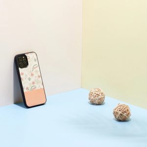 MAN&WOOD case for iPhone 12/12 Pro pink flower black